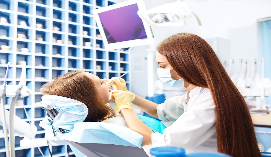 Tipos de caries dentales: ¿Cuáles hay y qué soluciones tienen?